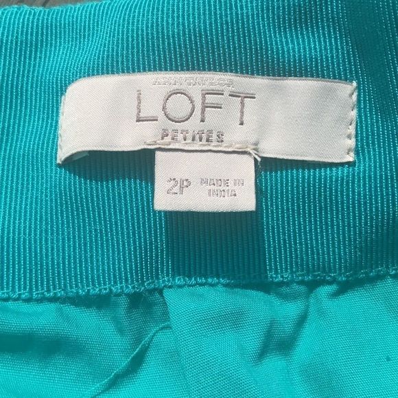 ANN TAYLOR LOFT Lace Teal Pencil Skirt - Picture 5 of 10